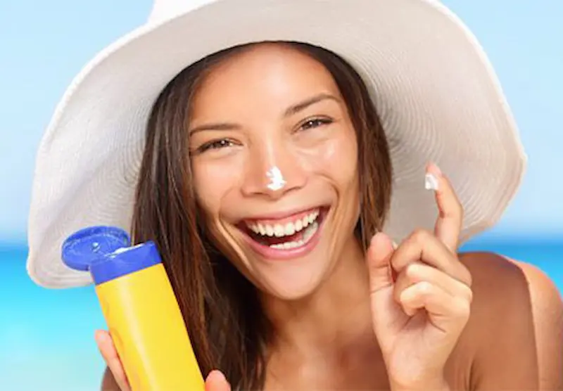 การปกป้องผิวด้วยครีมกันแดด (Sunscreen)